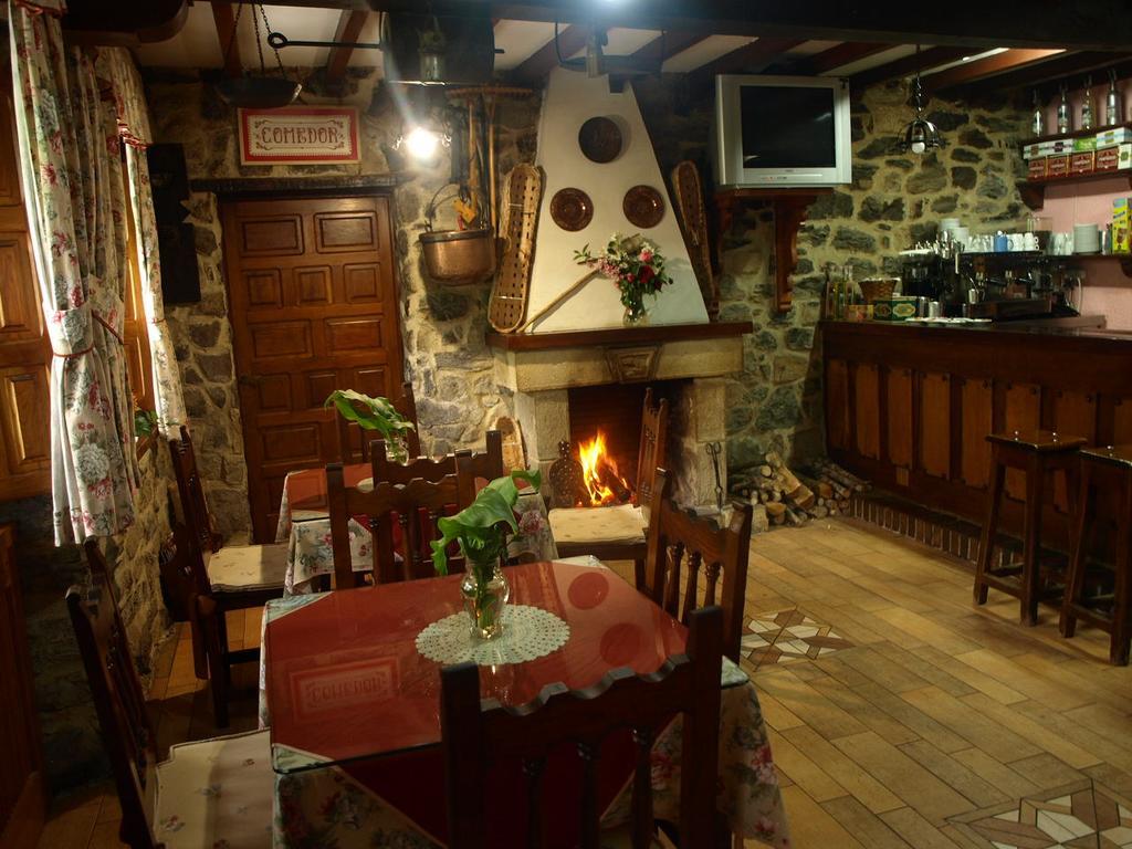 Hotel La Molinuca Alles Bagian luar foto