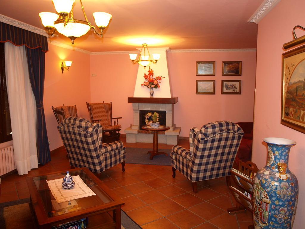 Hotel La Molinuca Alles Bagian luar foto
