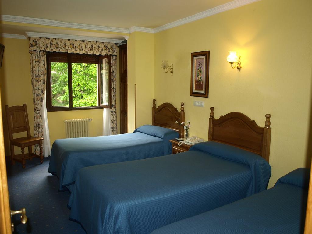 Hotel La Molinuca Alles Bagian luar foto