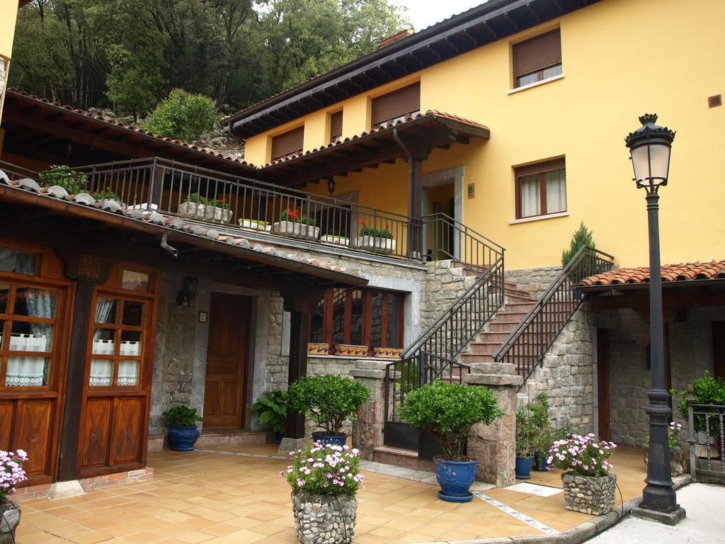 Hotel La Molinuca Alles Bagian luar foto